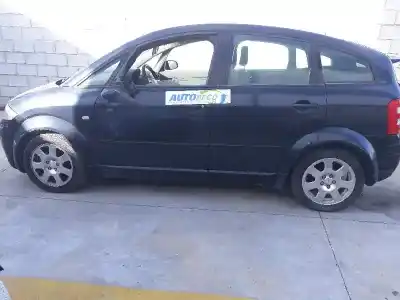Veículo de Sucata audi a2 (8z) 1.4 16v do ano 2001 alimentado aua