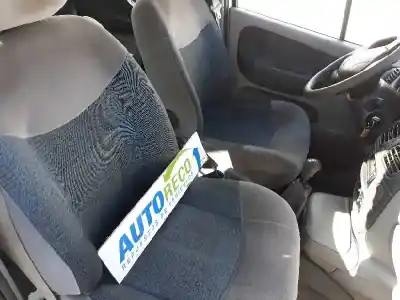 Scrapping Vehicle renault megane i scenic (ja0) 1.4 16v kaleido of the year 2002 powered k4j714