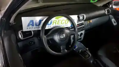 Veículo de Sucata seat leon (1m1) stella do ano 2000 alimentado aus