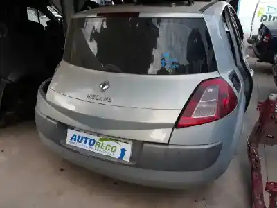 Здавання транспортного засобу RENAULT MEGANE II BERLINA 5P Luxe Privilege року 2004 потужний F9Q800 Здавання транспортного засобу RENAULT MEGANE II BERLINA 5P Luxe Privilege року 2004 потужний F9Q800