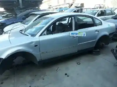Veículo de Sucata volkswagen passat berlina (3b3) highline 4motion do ano 2001 alimentado avf