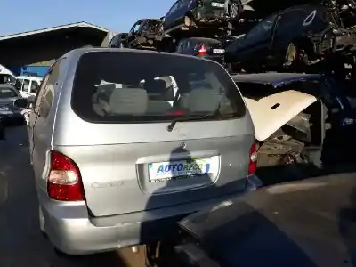 Veículo de Sucata kia carnival 2.9 turbodiesel cat do ano 2001 alimentado j3