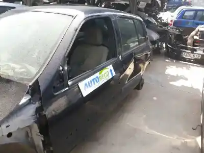 Утилизация автомобиля RENAULT CLIO II FASE II (B/CB0) 1.2 года 2003 питание D7F720
