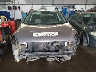 Vehicul casat PEUGEOT 307 (S1) XR al anului 2002 alimentat RHY (DW10TD)