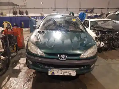 Здавання транспортного засобу PEUGEOT 206 BERLINA XT року 2004 потужний KFU