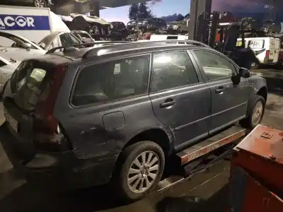 Veículo de Sucata volvo v50 familiar 2.0 d momentum do ano 2006 alimentado d4204t