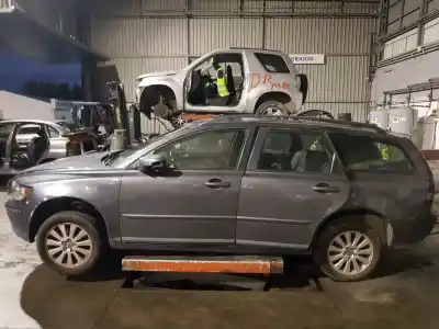 Véhicule à la ferraille volvo                                              v50 familiar                                                                                                                                                                                                                                               d4204t / d                                                                                                                                                                                                                                                 de l'année 2006 alimenté d4204t