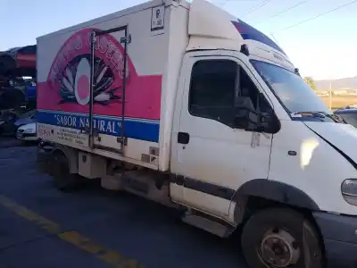 Veículo de Sucata RENAULT MASCOTT Pr 140.35/55/65 Corto do ano 2004 alimentado 8140.43N