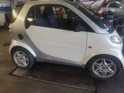Veículo de Sucata smart coupe pure do ano 2000 alimentado g13