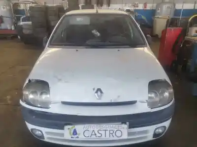 Здавання транспортного засобу RENAULT CLIO II FASE I (B/CBO) 1.2 16V Alize 75 CV / 55 KW року 2001 потужний D4F712