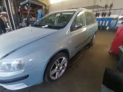 Veículo de Sucata fiat stilo (192) 1.9 jtd / 1.9 jtd 115 active do ano 2004 alimentado 192a1000