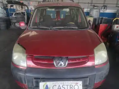 Veículo de Sucata PEUGEOT PARTNER (S2) Combi Pro do ano 2005 alimentado WJY