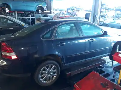 Scrapping Vehicle volvo s40 berlina 2.0 d kinetic of the year 2006 powered d4204t