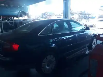 Sloopvoertuig audi a6 berlina (4b2) 2.5 tdi quattro van het jaar 2002 aangedreven ake
