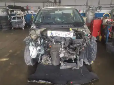 Здавання транспортного засобу CITROEN C3 PLURIEL (HB_) 1.4 HDi року 2003 потужний 8HX Здавання транспортного засобу CITROEN C3 PLURIEL (HB_) 1.4 HDi року 2003 потужний 8HX