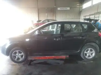 Veicolo di demolizione kia cee´d 1.4 cat dell'anno 2008 alimentato g4fa