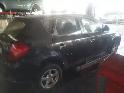 Veicolo di demolizione kia cee´d 1.4 cat dell'anno 2008 alimentato g4fa