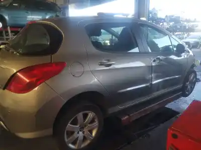 Veículo de Sucata peugeot 308 active do ano 2013 alimentado 9hd