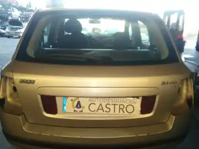 Veicolo di demolizione fiat stilo (192) 1.9 jtd / 1.9 jtd 115 active dell'anno 2003 alimentato 192a1000