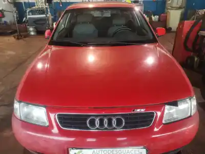 Veículo de Sucata AUDI A3 (8L) 1.8 Ambiente do ano 1997 alimentado AGN