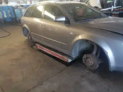 Veículo de Sucata audi a4 avant (8e) 2.5 v6 24v tdi do ano 2005 alimentado bfc
