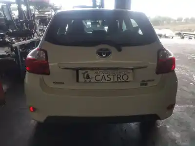 Veículo de Sucata toyota auris hybrid active do ano 2011 alimentado 2zrfxe