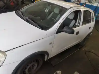 Здавання транспортного засобу opel corsa c club року 2002 потужний y17dtl