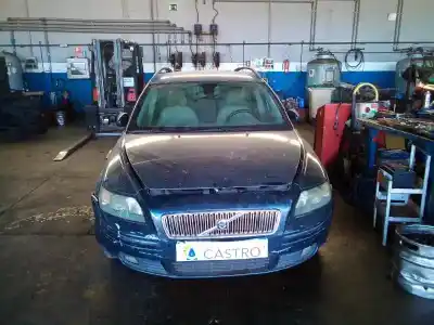 Veículo de Sucata VOLVO V50 FAMILIAR 2.0 D Momentum do ano 2005 alimentado D4204T