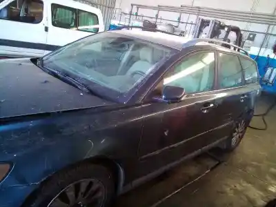 Véhicule à la ferraille volvo                                              v50 familiar                                                                                                                                                                                                                                               d4204t / d                                                                                                                                                                                                                                                 de l'année 2005 alimenté d4204t