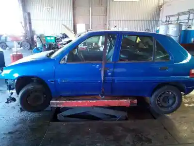 Sloopvoertuig citroen saxo 1.5 d furio van het jaar 2001 aangedreven vjx