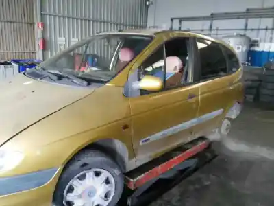 Scrapping Vehicle RENAULT MEGANE I SCENIC (JA0) 1.6 of the year 1999 powered K7M702