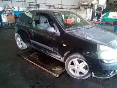 Здавання транспортного засобу renault clio ii fase ii (b/cb0) community року 2004 потужний k9k704