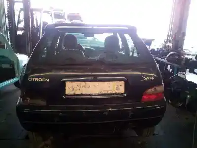 Veículo de Sucata citroen saxo 1.4 sx do ano 2002 alimentado kfw