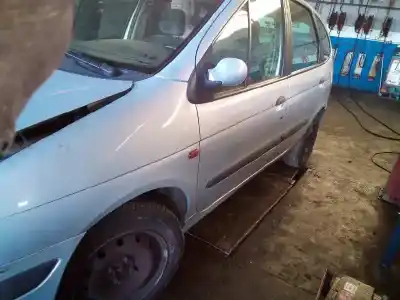 Scrapping Vehicle renault megane i scenic (ja0) 1.9 d kaleido of the year 2001 powered f9q744