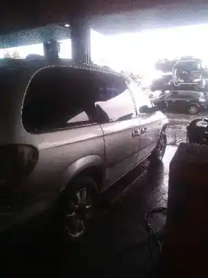 Scrapping Vehicle chrysler voyager (rg) 2.5 crd lx of the year 2003 powered vm07c