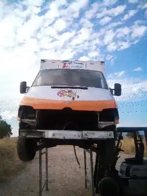 Scrapping Vehicle MERCEDES-BENZ SPRINTER 02.00 -> COMBI 2.2 CDI CAT of the year 2001 powered 611981