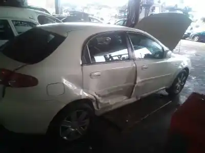 Veículo de Sucata chevrolet lacetti cdx do ano 2005 alimentado f16d3