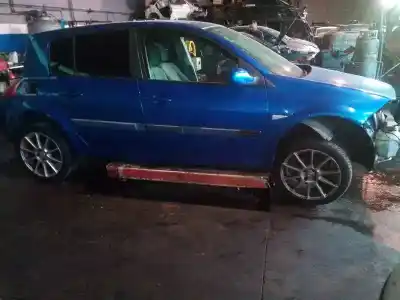 Sloopvoertuig renault megane ii berlina 5p confort authentique van het jaar 2004 aangedreven k4m760