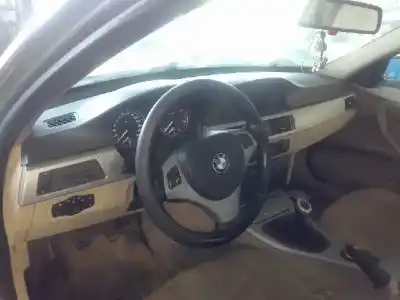 Scrapping Vehicle bmw serie 3 berlina (e90) 320d of the year 2005 powered 204d4