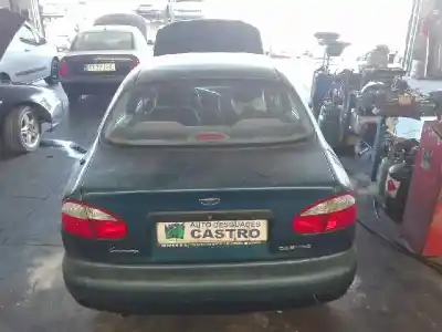Veículo de Sucata daewoo lanos 1.5 g a15sms-g do ano 2000 alimentado a15sms-g