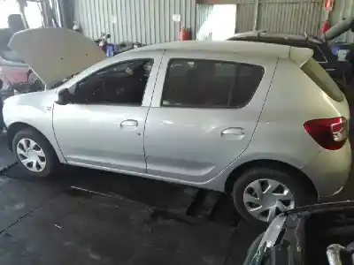 Veicolo di demolizione dacia sandero laureate dell'anno 2014 alimentato k9k612