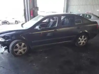 Sloopvoertuig SKODA OCTAVIA BERLINA (1Z3) Trend van het jaar 2008 aangedreven BKC