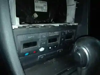 Veículo de Sucata audi a4 avant (8e) 1.9 tdi (96kw) do ano 2004 alimentado avf