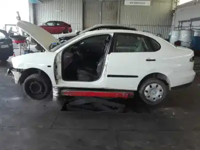 Veículo de Sucata SEAT CORDOBA BERLINA (6L2) Reference do ano 2005 alimentado ATD