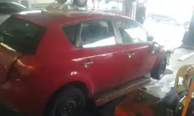 Veicolo di demolizione kia cee´d concept dell'anno 2007 alimentato g4fa