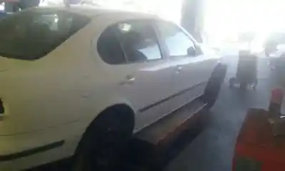 Veículo de Sucata seat toledo (1m2) stella do ano 2018 alimentado alh