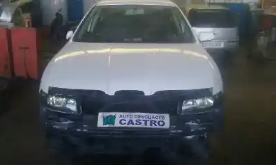 Veículo de Sucata seat toledo (1m2) stella do ano 2018 alimentado alh