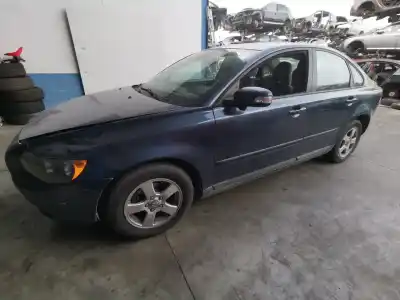 Veículo de Sucata volvo s40 berlina 1.6 d momentum do ano 2007 alimentado d4164t