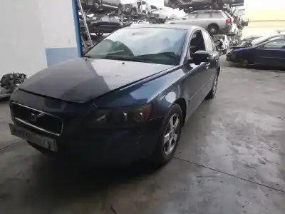 Veículo de Sucata volvo s40 berlina 1.6 d momentum do ano 2007 alimentado d4164t