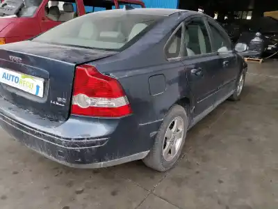 Veículo de Sucata volvo s40 berlina 1.6 d momentum do ano 2007 alimentado d4164t